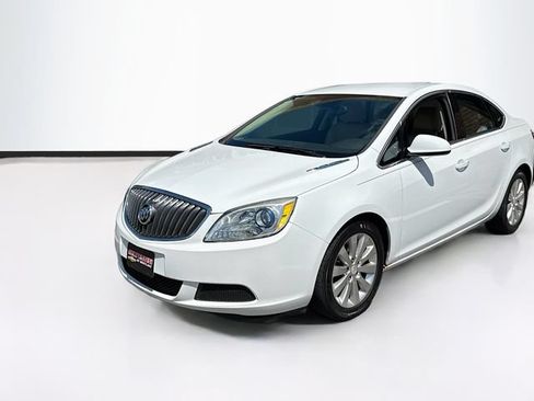 Used 2015 Buick Verano FWD image 1
