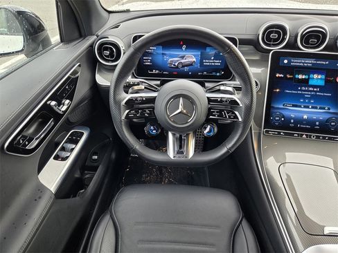Used 2025 Mercedes-Benz GLC 43 AMG 4MATIC image 13
