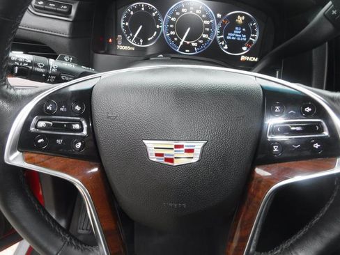 Used 2015 Cadillac Escalade Premium image 33