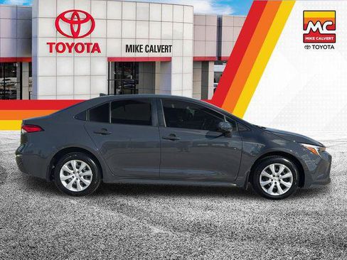 Certified 2025 Toyota Corolla LE FWD image 6