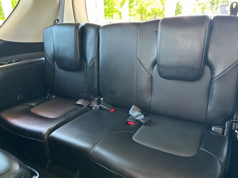Used 2022 Nissan Armada SL w/ Captain's Chairs Package image 15
