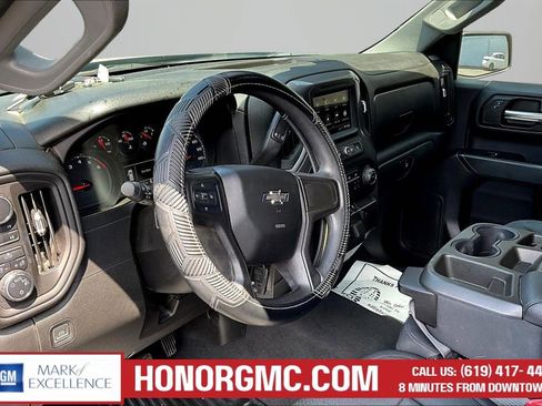 Used 2019 Chevrolet Silverado 1500 Custom Trail Boss w/ Custom Convenience Package AWD/4WD image 16