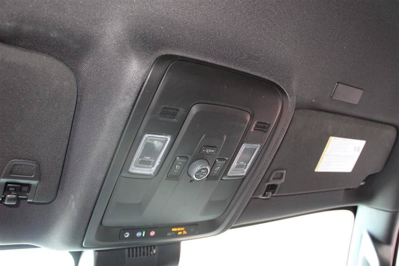 Used 2025 Chevrolet Tahoe LT w/ Comfort Package AWD/4WD image 25