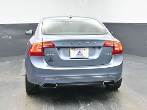 Used 2017 Volvo S60 T5 Inscription image 7