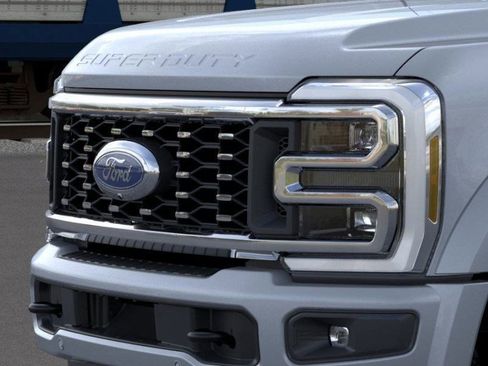 New 2026 Ford F450 Platinum image 18