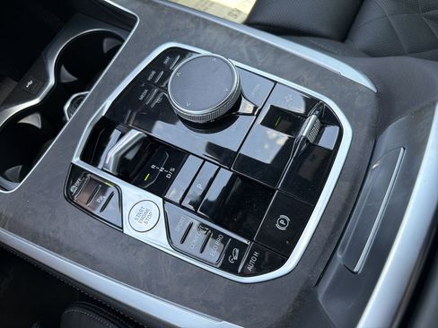 Certified 2023 BMW 530i w/ Convenience Package RWD image 37