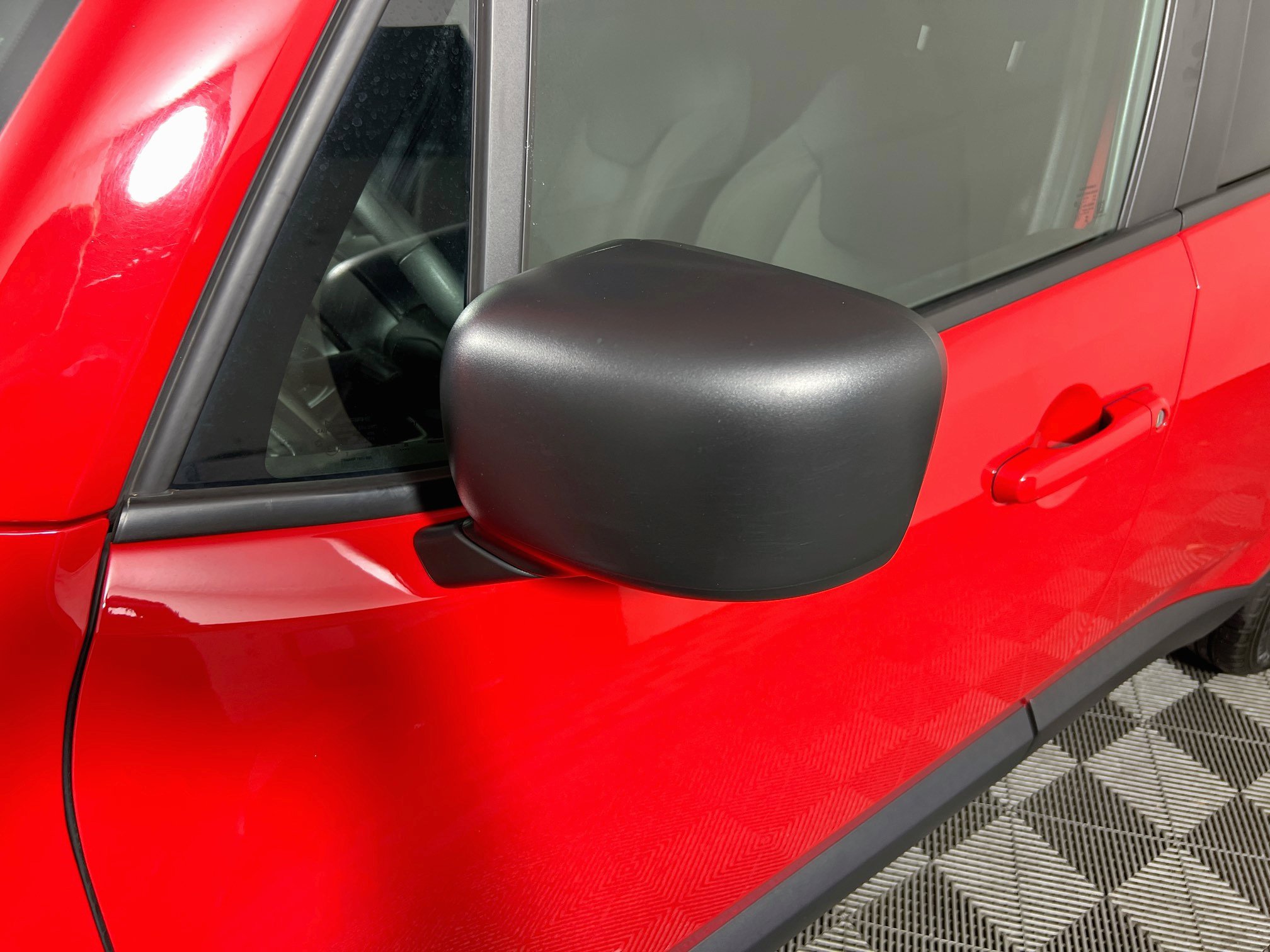 Used 2023 Jeep Renegade Latitude AWD/4WD image 12