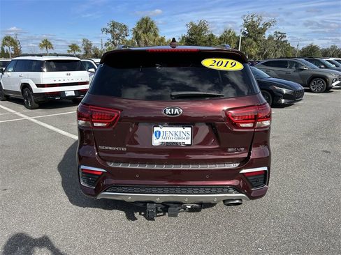 Used 2019 Kia Sorento SX w/ SX Touring Package image 11