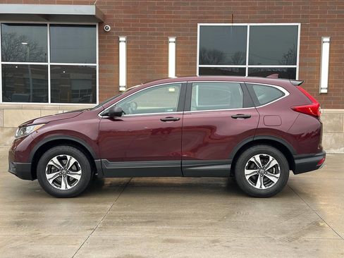 Used 2018 Honda CR-V LX image 2