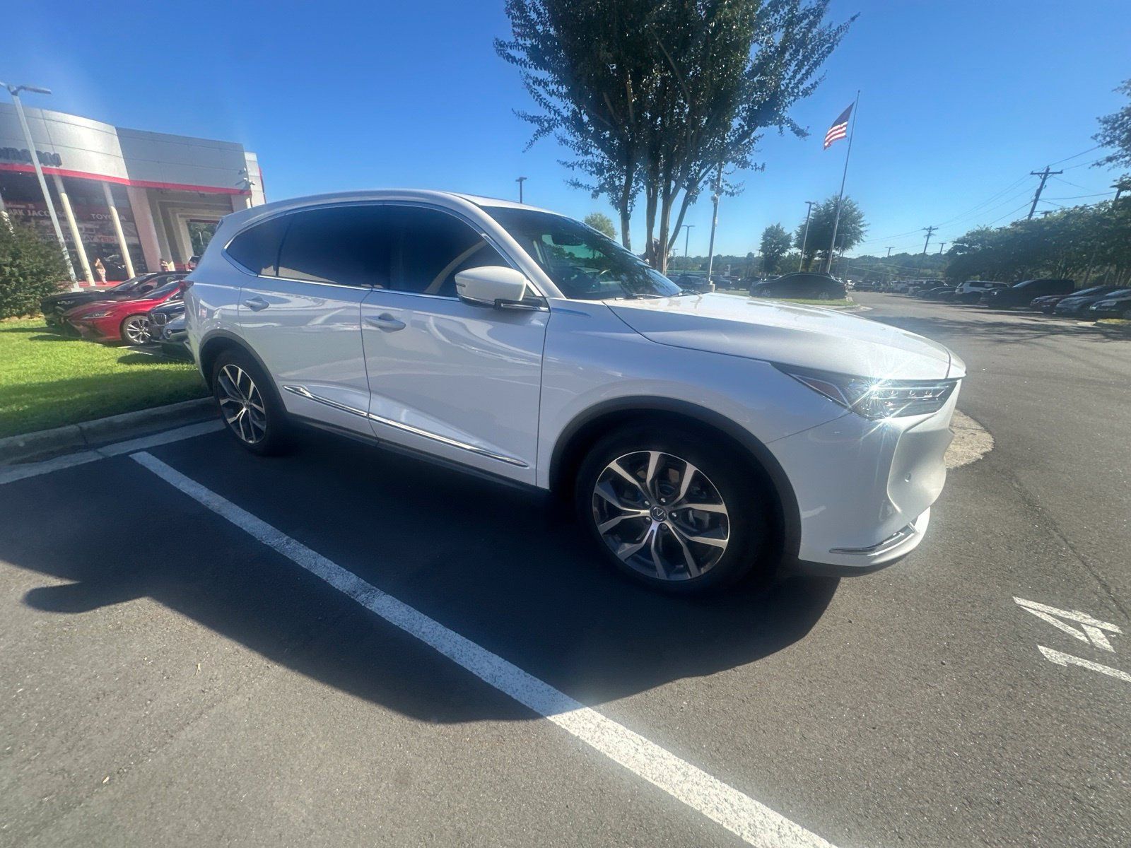 Used 2024 Acura MDX w/ Technology Package AWD/4WD image 22