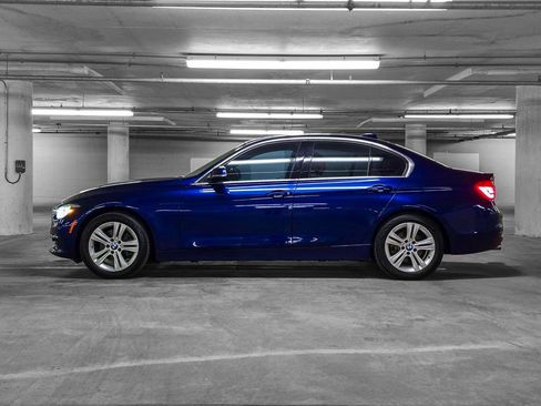 Used 2017 BMW 330i xDrive Sedan image 14