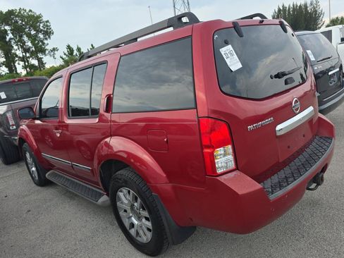 Used 2009 Nissan Pathfinder LE AWD/4WD image 6