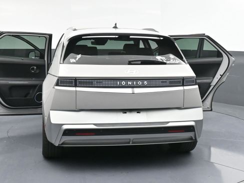 Used 2025 Hyundai Ioniq 5 Limited image 46