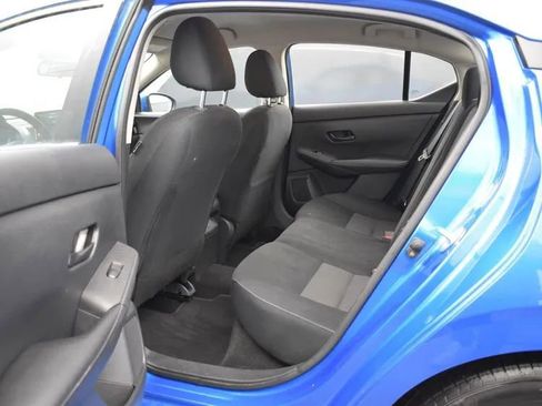 Used 2024 Nissan Sentra SV image 15