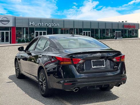 Certified 2025 Nissan Altima 2.5 SV w/ SV Special Edition Package AWD/4WD image 7