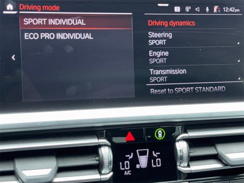 Used 2021 BMW 430i Convertible w/ Convenience Package image 33