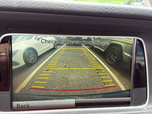 Used 2014 Mercedes-Benz E 350 Sedan image 27