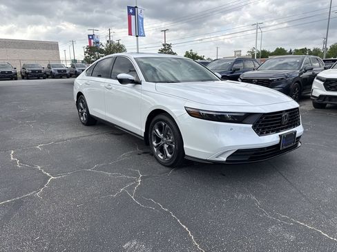 New 2026 Honda Accord EX-L image 1