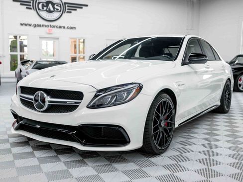 Used 2017 Mercedes-Benz C 63 AMG S image 3