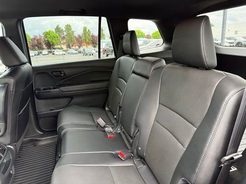 Certified 2023 Honda Passport EX-L image 30
