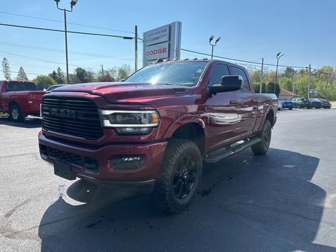 Used 2022 RAM 2500 Laramie AWD/4WD image 1