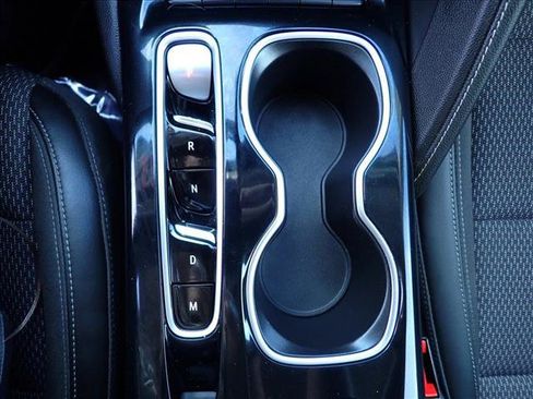 Used 2021 Buick Envision Preferred AWD/4WD image 19
