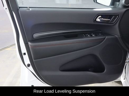 Used 2025 Dodge Durango GT AWD/4WD image 14