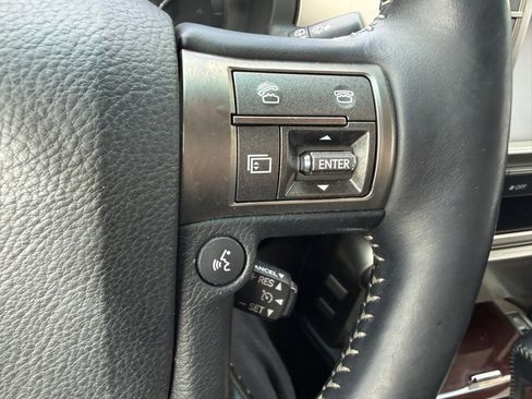 Used 2011 Lexus GX 460 Premium image 23