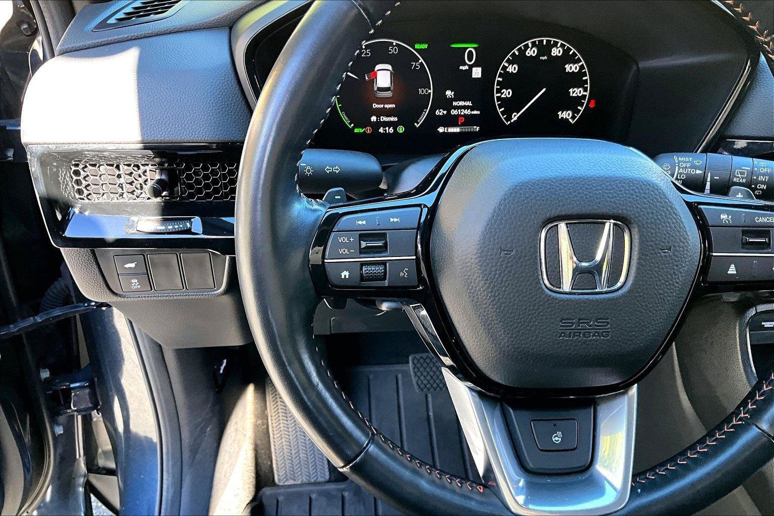 Used 2025 Honda CR-V Sport Touring image 18