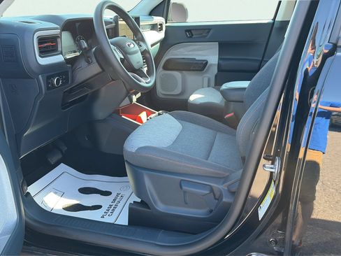 Used 2023 Ford Maverick XLT FWD image 10