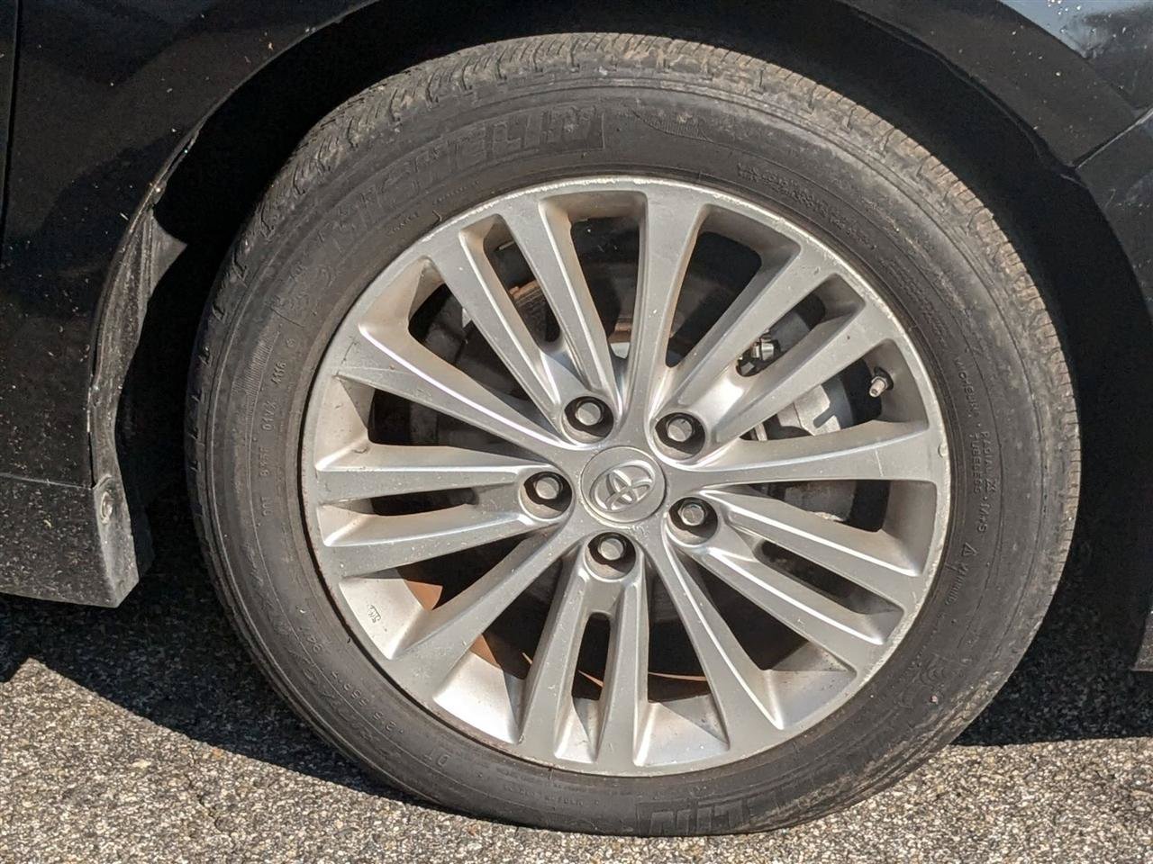 Used 2013 Toyota Avalon XLE Touring FWD image 11