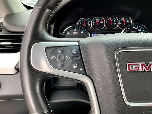 Used 2017 GMC Yukon SLT w/ Premium Edition image 20