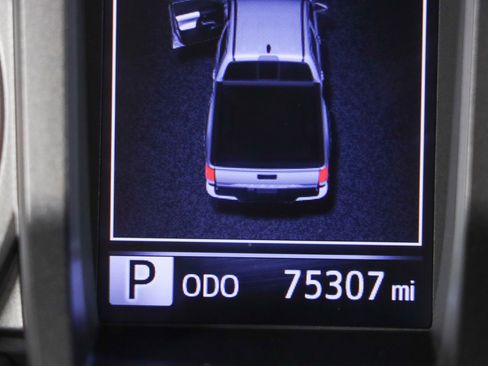 Used 2019 Toyota Tacoma TRD Sport image 18