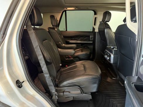 Used 2019 Ford Expedition Platinum AWD/4WD image 21