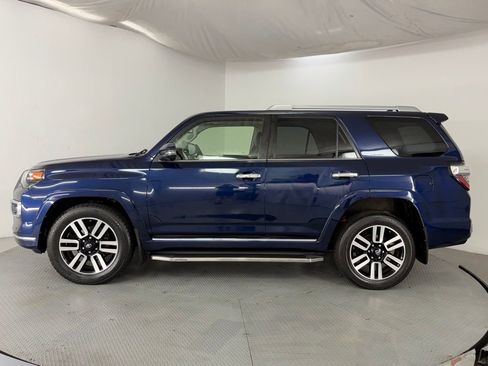 Used 2015 Toyota 4Runner Limited AWD/4WD image 4