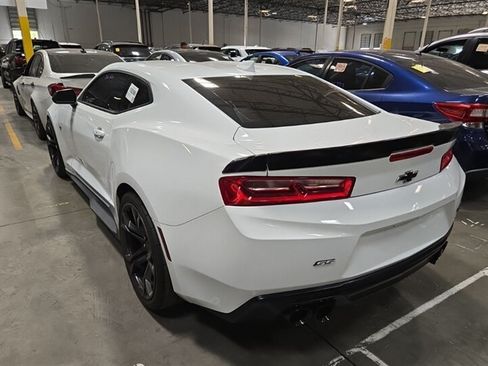 Used 2018 Chevrolet Camaro SS RWD image 2