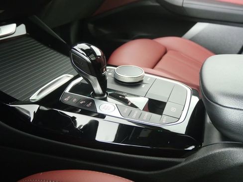 Used 2024 BMW X3 sDrive30i w/ Premium Package image 24