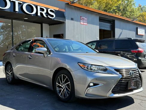 Used 2016 Lexus ES 350 ES 350 Sedan 4D image 40