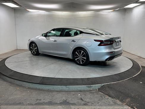 Used 2023 Nissan Maxima SV w/ Floor Mat Group image 3