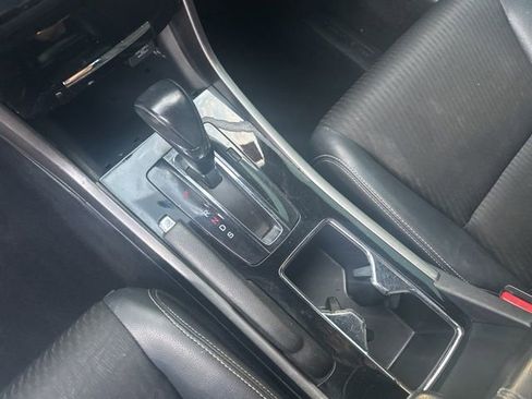 Used 2016 Honda Accord Sport image 21