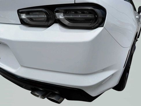 Used 2022 Chevrolet Camaro SS image 16