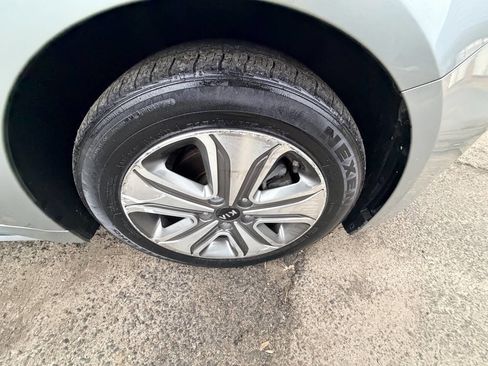 Used 2017 Kia Optima EX image 40