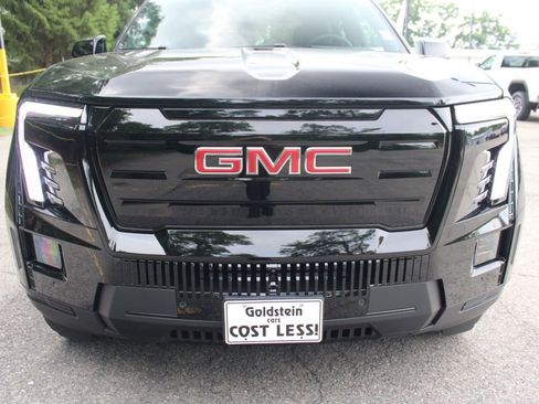 New 2026 GMC Sierra EV Elevation w/ LPO, Elevation Dark Package image 38