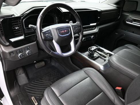 Used 2023 GMC Sierra 1500 SLT AWD/4WD image 22