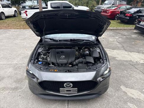 Used 2019 MAZDA MAZDA3 Hatchback w/ Premium Package image 29