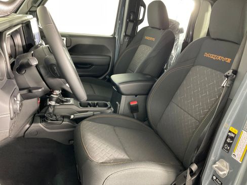 New 2026 Jeep Gladiator Mojave image 10