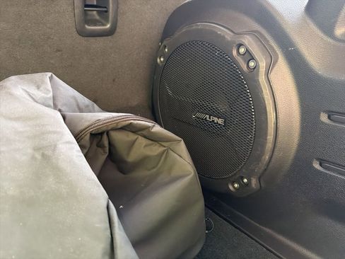 Used 2023 Jeep Wrangler Unlimited Sahara image 10