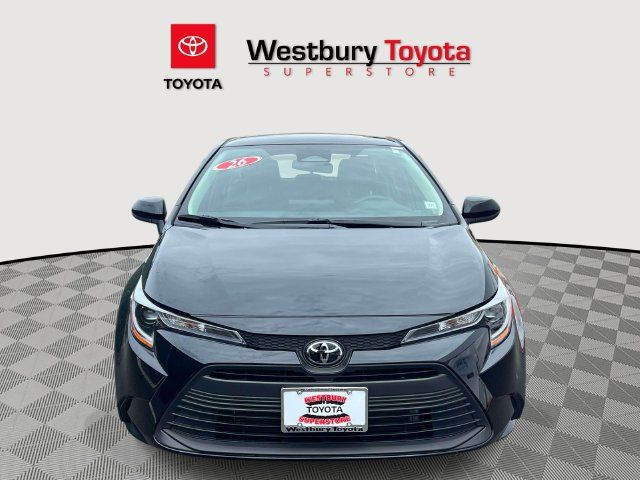 Used 2026 Toyota Corolla LE FWD image 3
