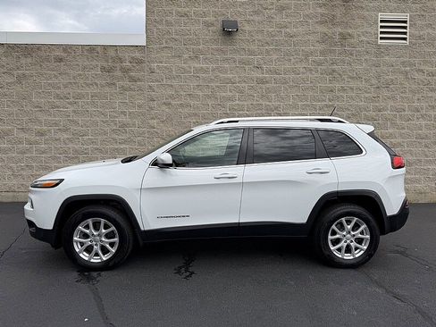 Used 2014 Jeep Cherokee Latitude AWD/4WD image 5