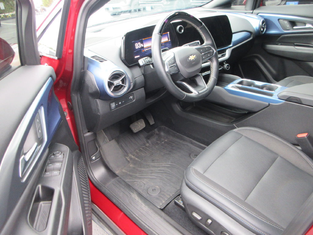 Used 2024 Chevrolet Equinox EV LT w/ Active Safety Package 3 FWD image 12